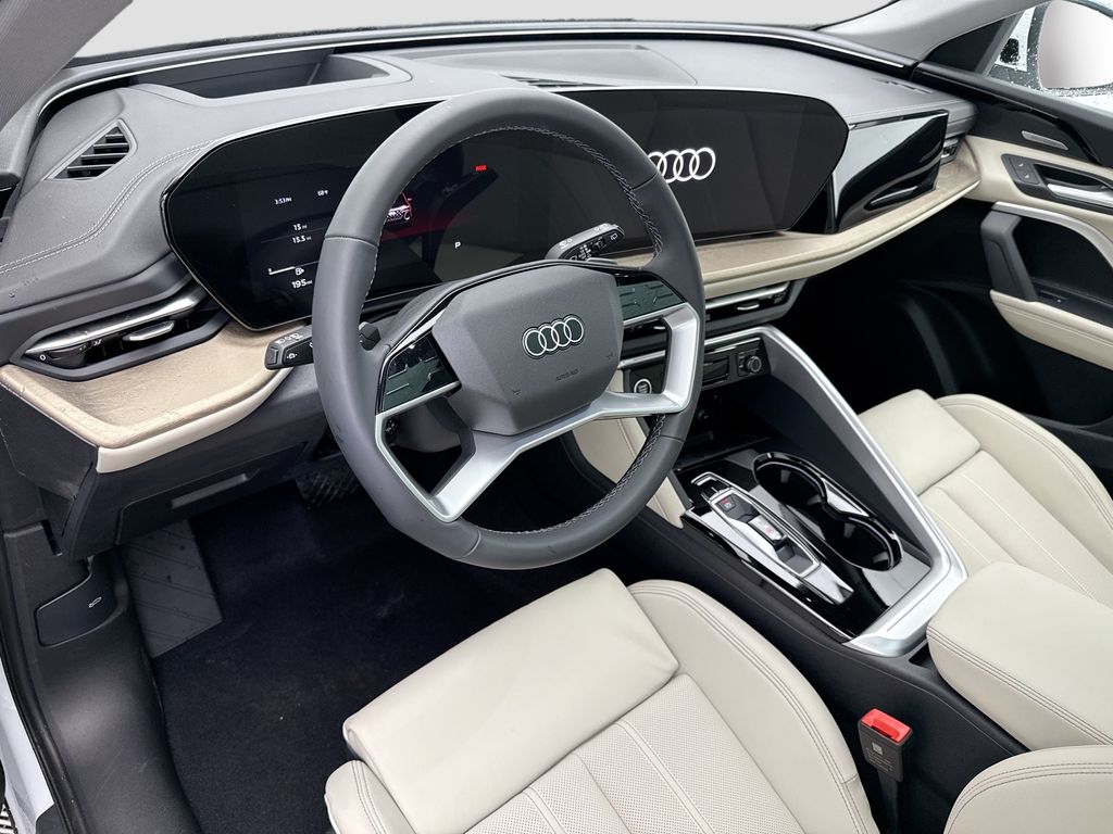 Thumbnail: 2025 Audi Q5 - 10