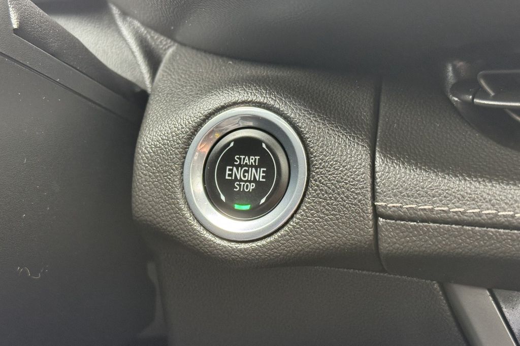 used 2023 Buick Envision car, priced at $27,934