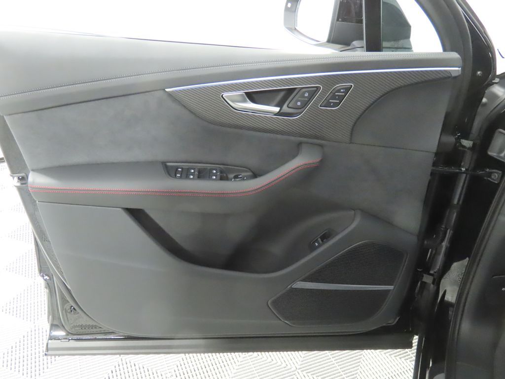 Thumbnail: 2026 Audi Q7 - 28