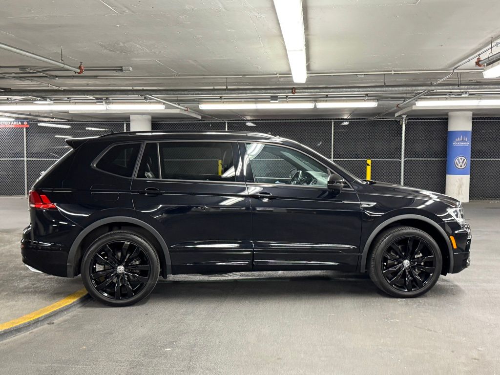 2021 Volkswagen Tiguan 2.0T SE R-Line Black 38