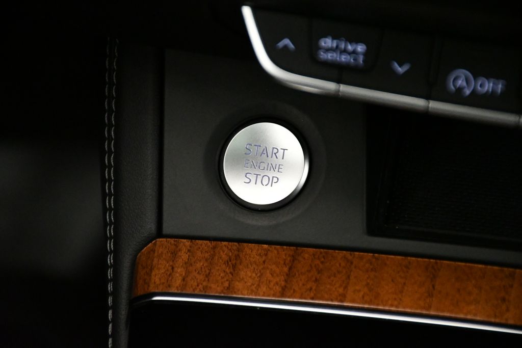 2022 Audi Q5 e Premium Plus 29