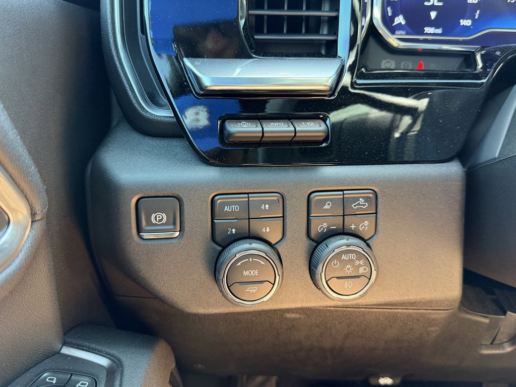 used 2025 Chevrolet Silverado 2500HD car, priced at $72,492