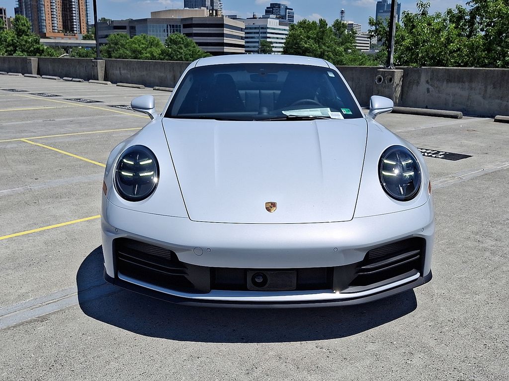 Thumbnail: 2025 Porsche 911 - 6