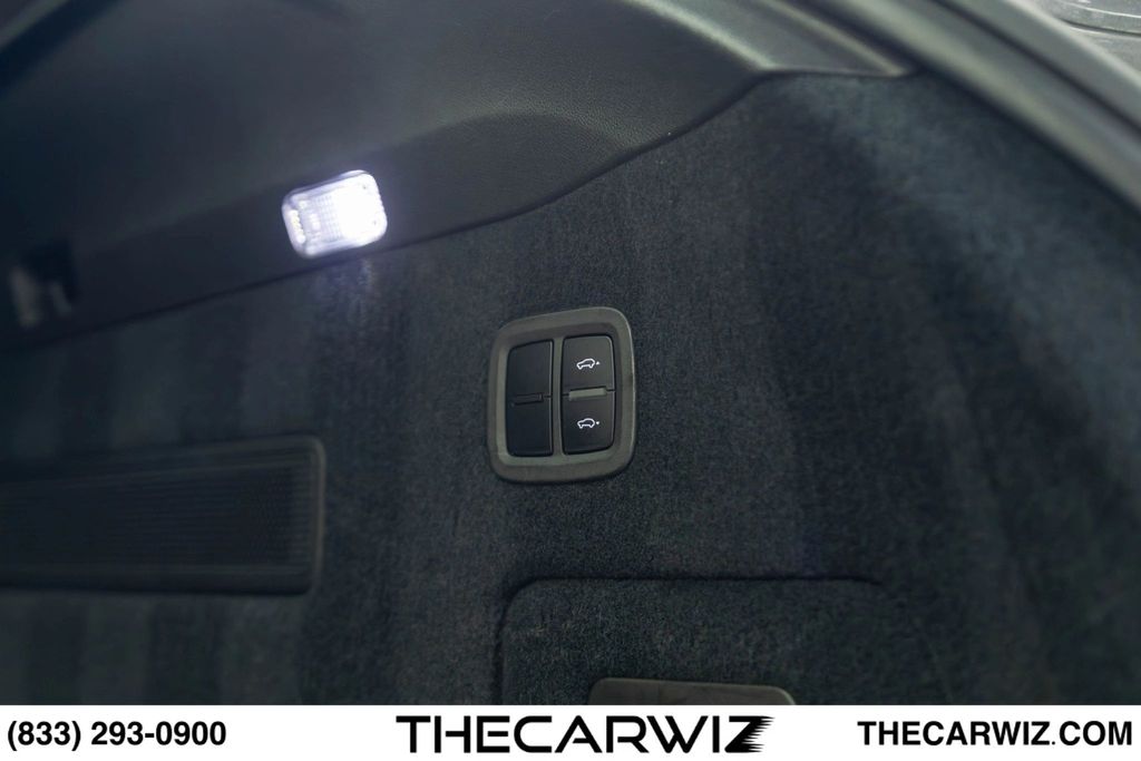 2023 Porsche Cayenne Coup Turbo - Photo 113