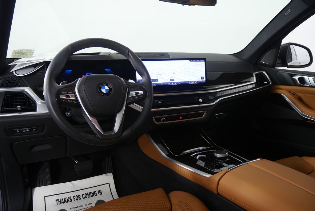 Thumbnail: 2025 BMW X5 - 18