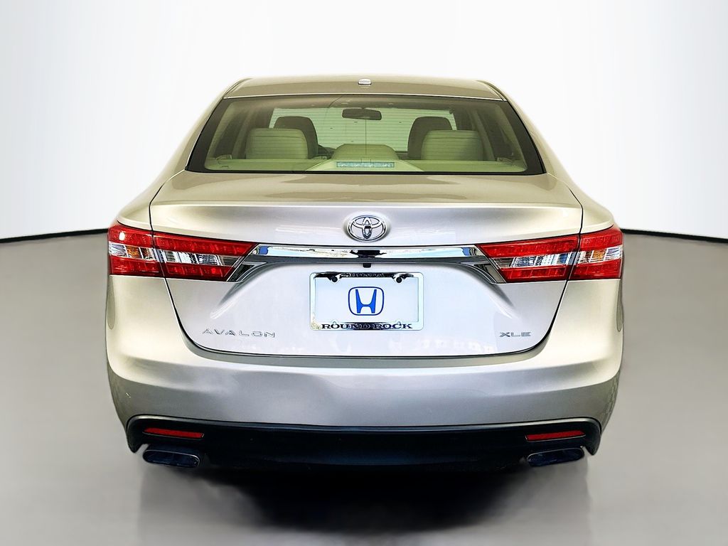 Thumbnail: 2015 Toyota Avalon - 6