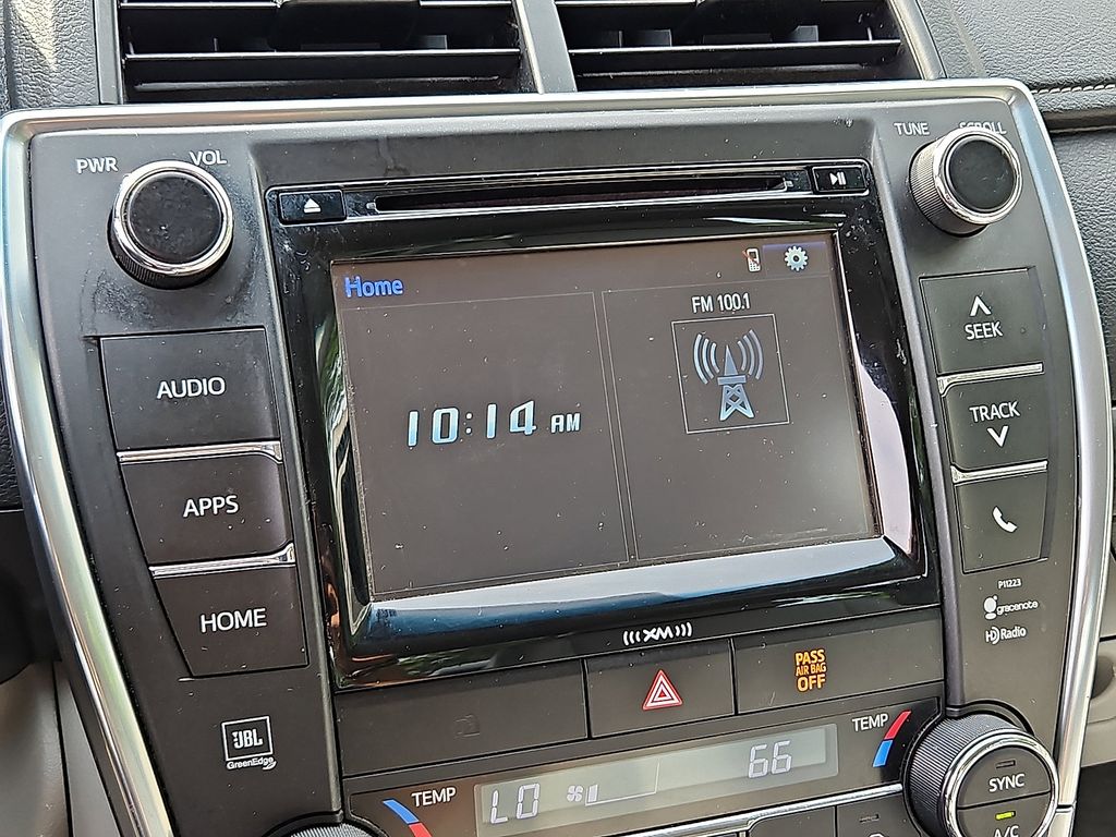 Thumbnail: 2017 Toyota Camry - 17