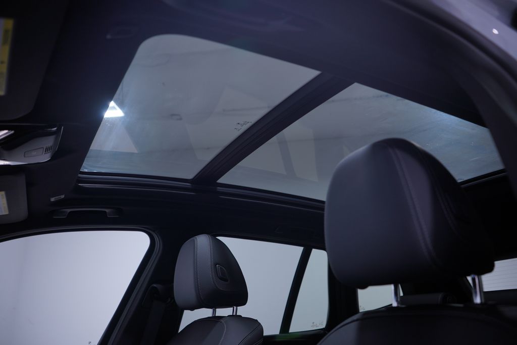 Thumbnail: 2024 BMW X3 - 8