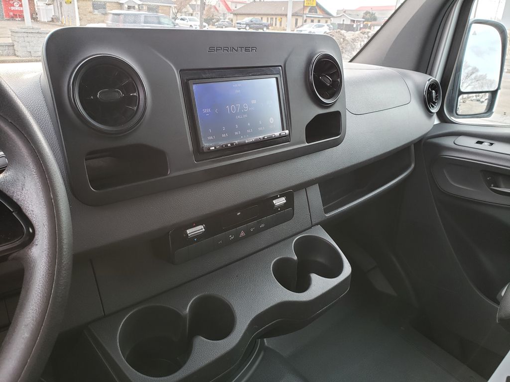 Thumbnail: 2019 Mercedes-Benz Sprinter - 21