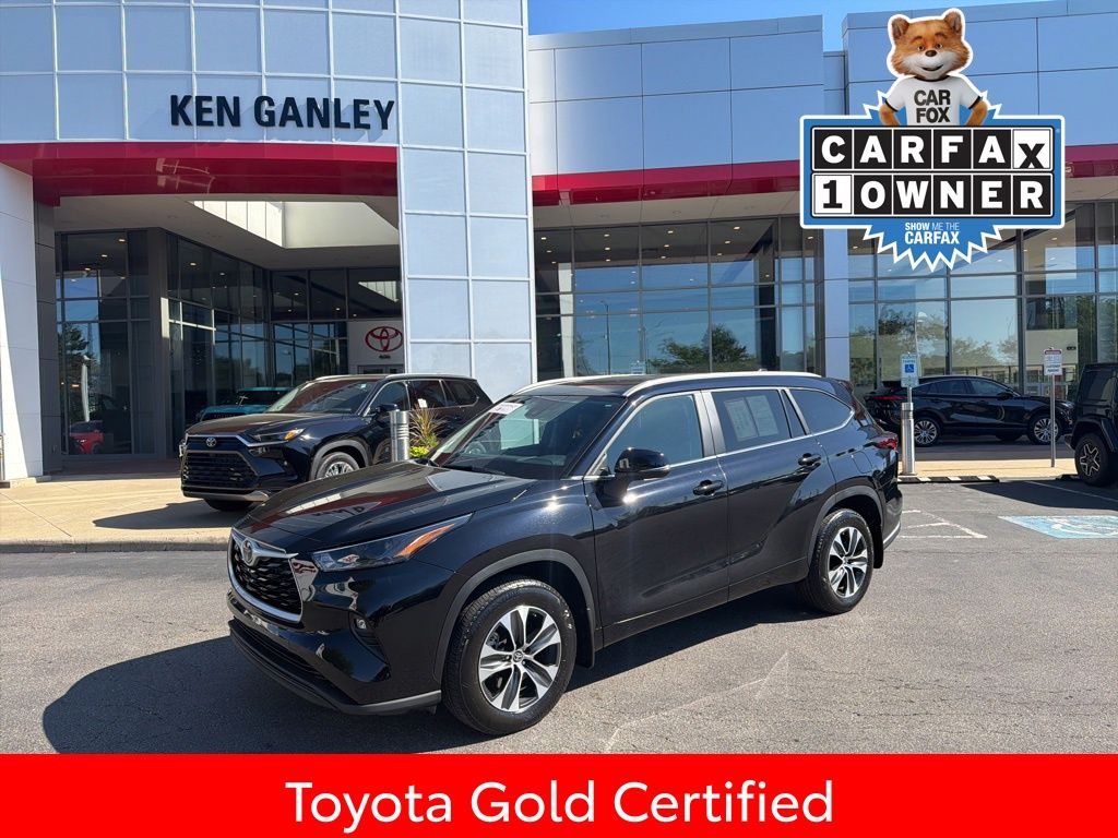 Midnight Black Metallic 2024 Toyota Highlander XLE AWD SUV / Crossover All-Wheel Drive 8-Speed Automatic