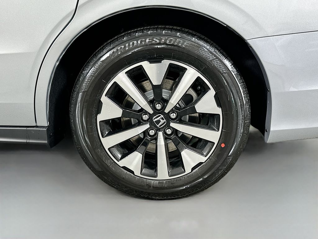 Thumbnail: 2026 Honda Odyssey - 22