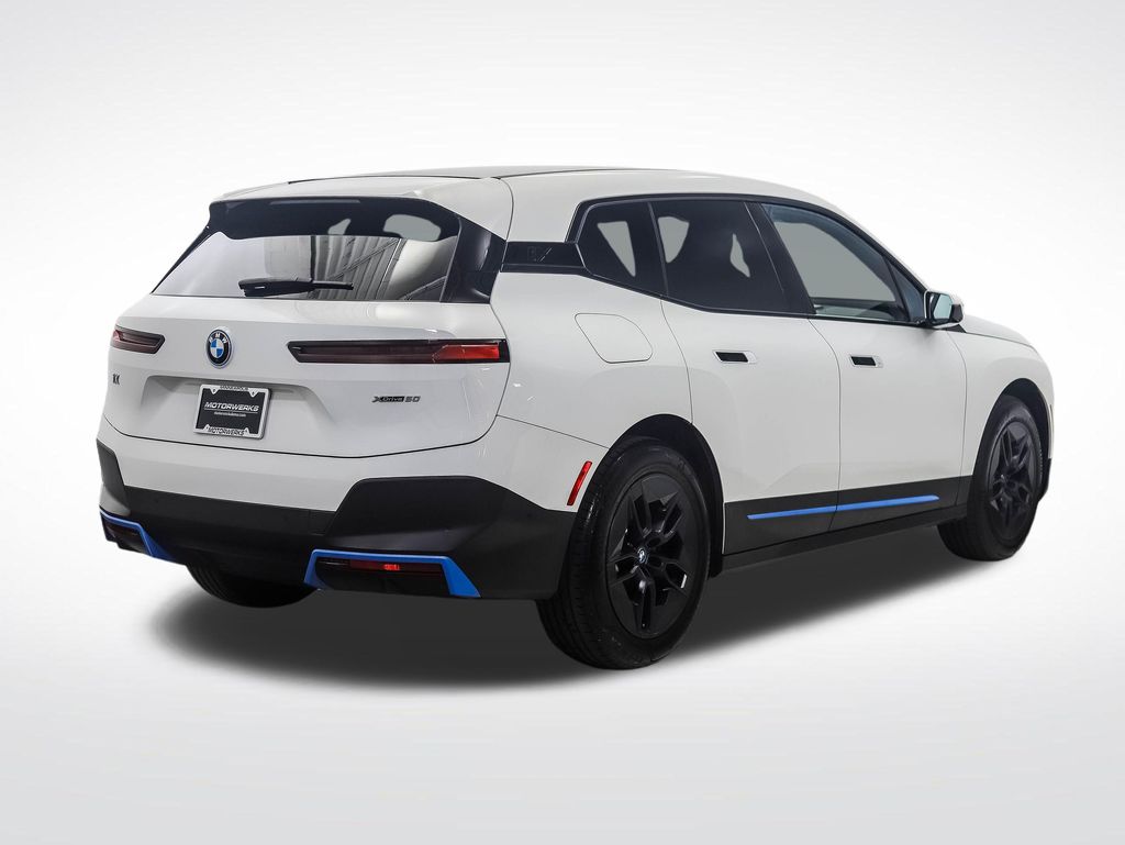 Thumbnail: 2024 BMW iX - 5