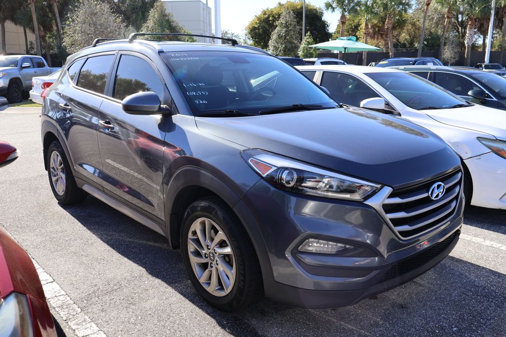 Thumbnail: 2017 Hyundai Tucson - 6