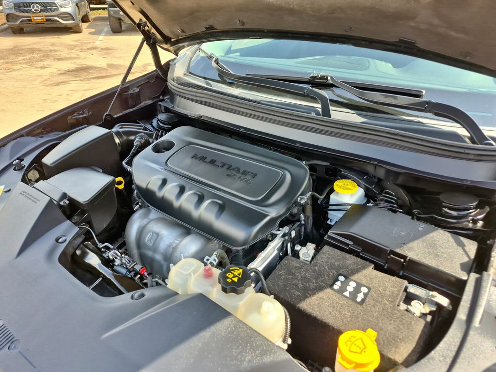 2023 Jeep Cherokee Altitude Black at Community Toyota