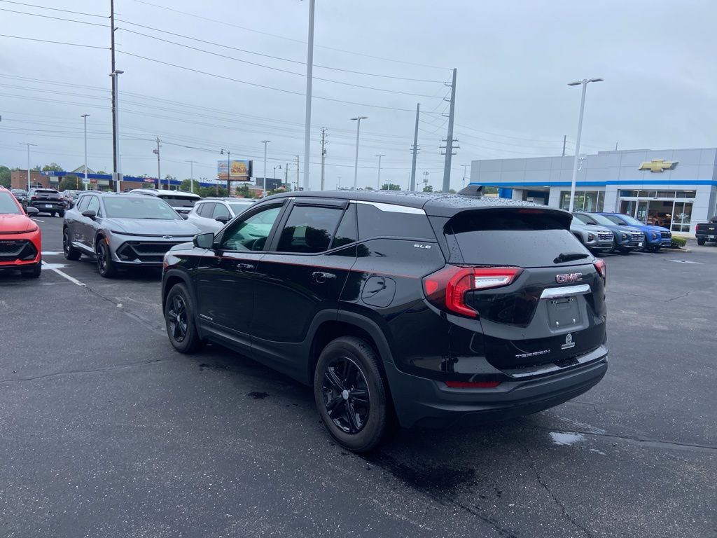 Thumbnail: 2022 GMC Terrain - 3