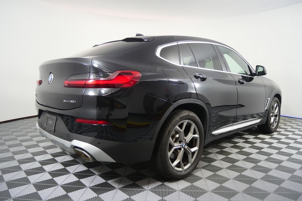 Thumbnail: 2024 BMW X4 - 3