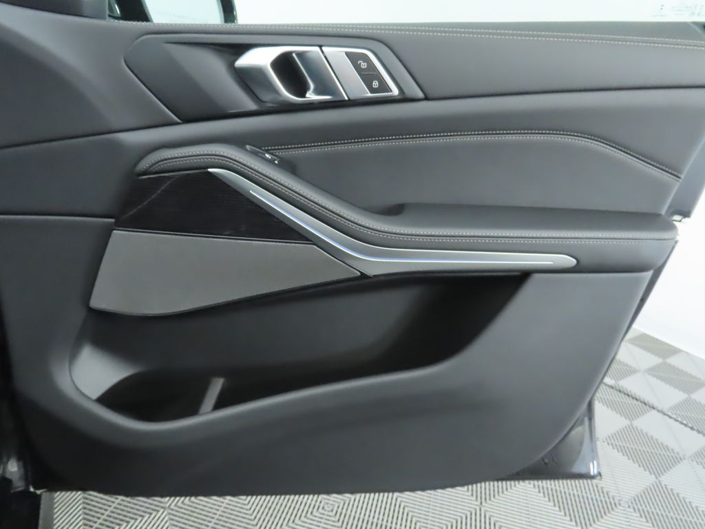 Thumbnail: 2026 BMW X5 - 26