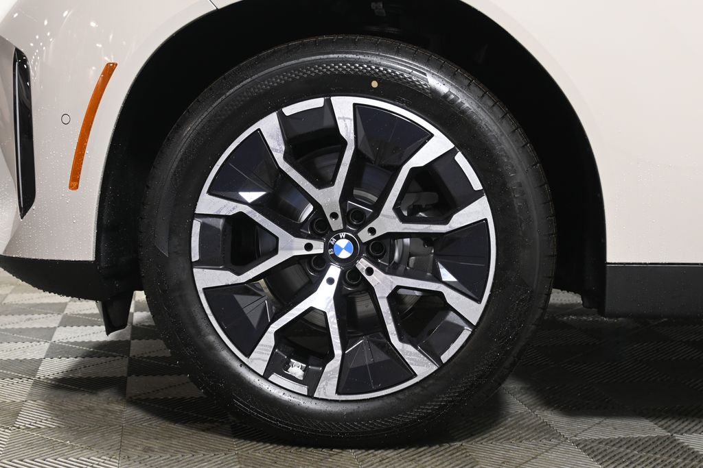 Thumbnail: 2026 BMW X3 - 12