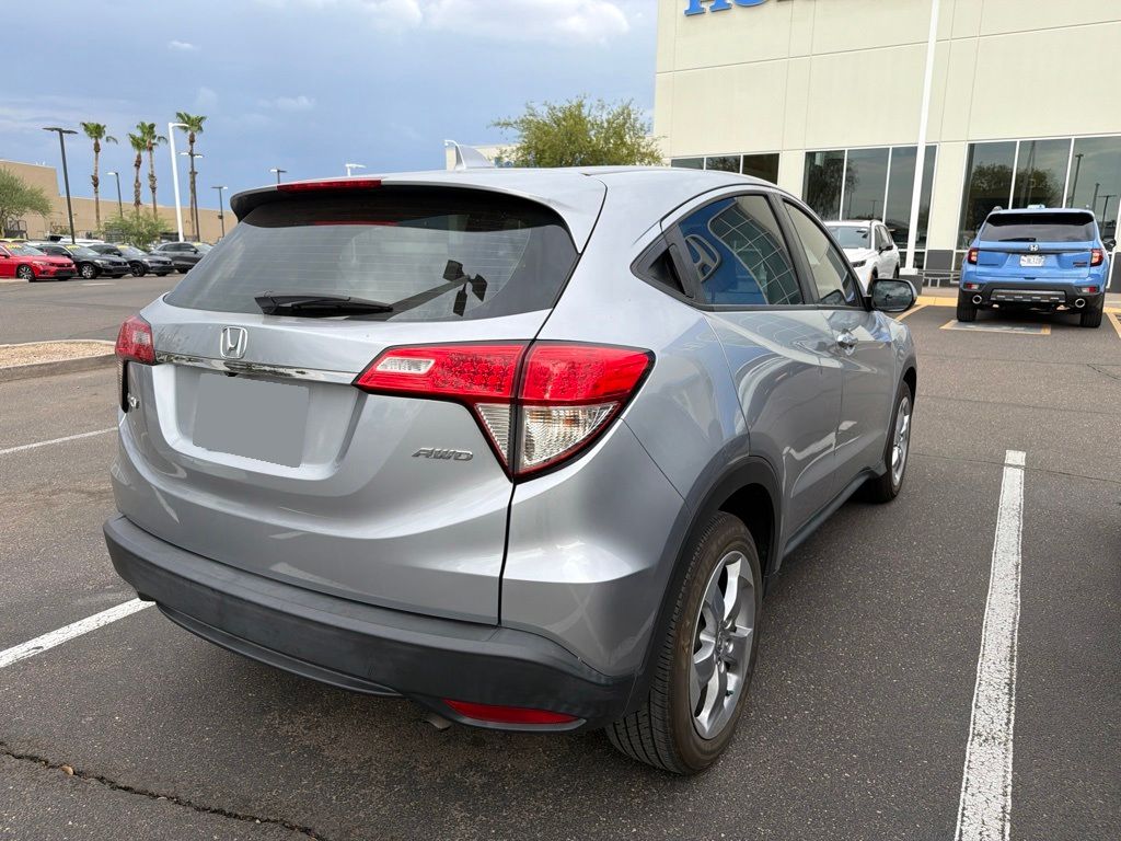 Used 2019 Silver Honda LX image 6