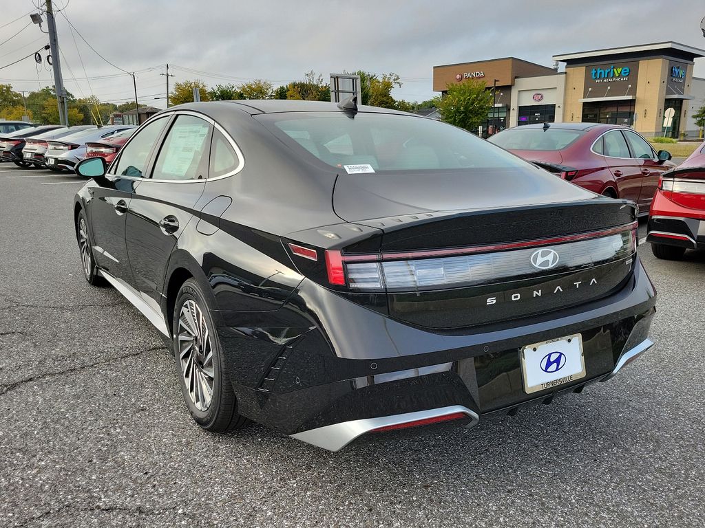 2025 Hyundai Sonata Limited 3