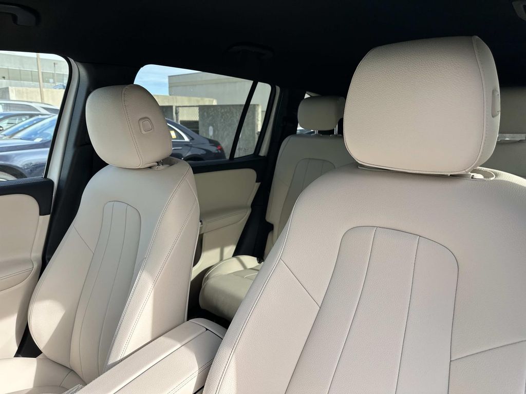 Thumbnail: 2026 Mercedes-Benz E-Class - 18