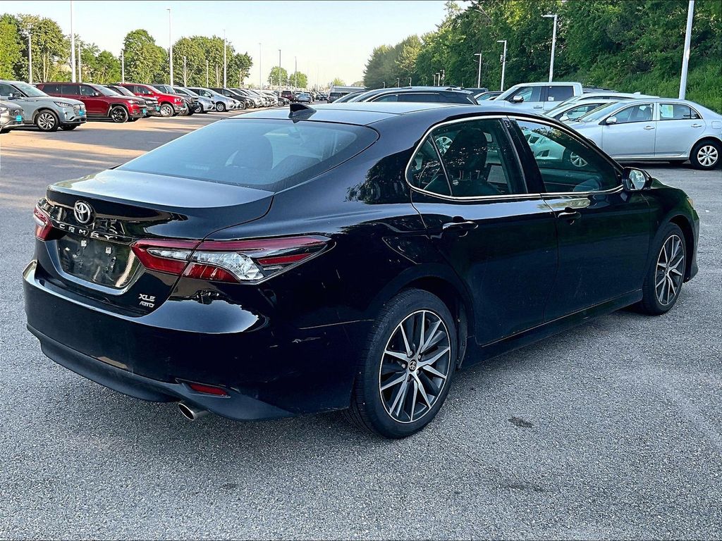 2022 Toyota Camry — photo 6