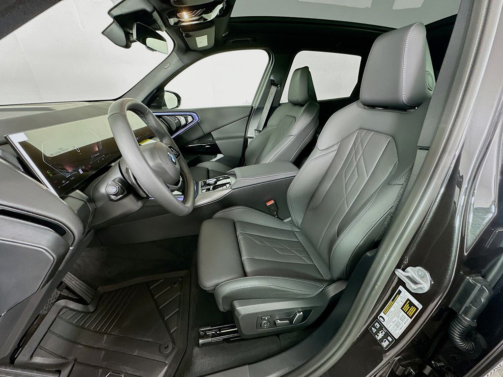 Thumbnail: 2026 BMW X3 - 16