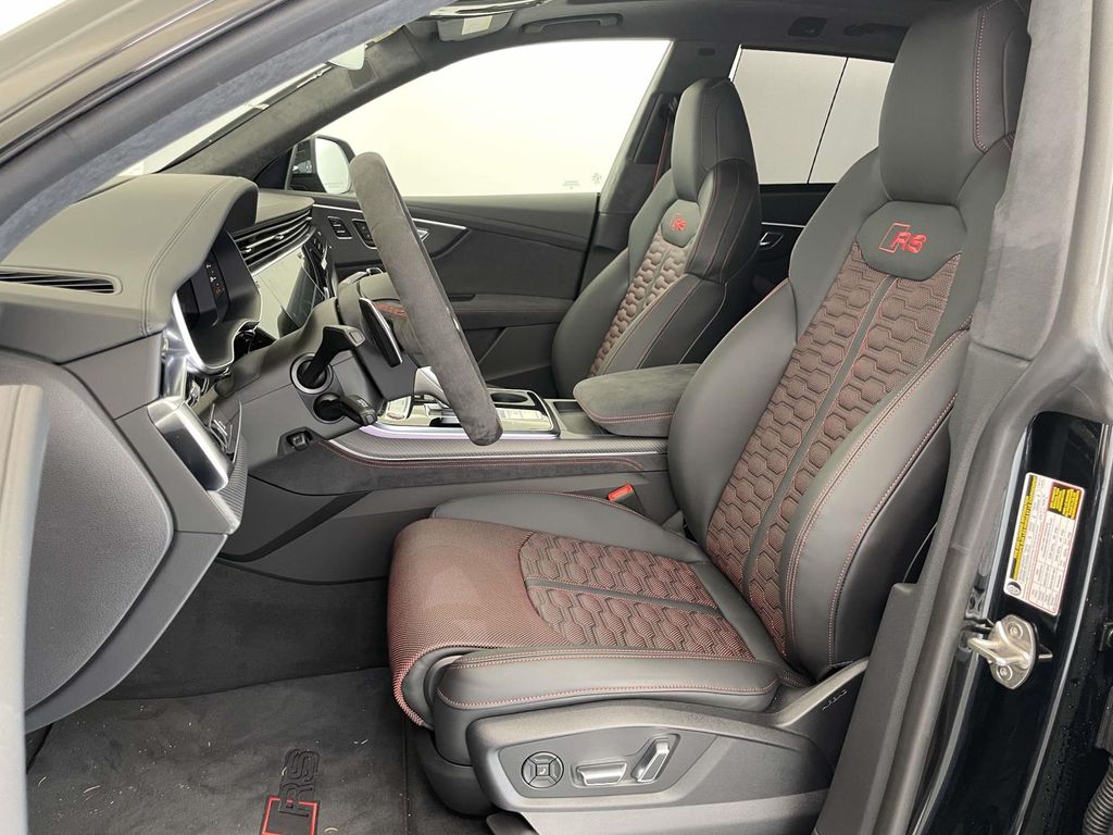 2026 Audi RS Q8 performance 4.0T - 4