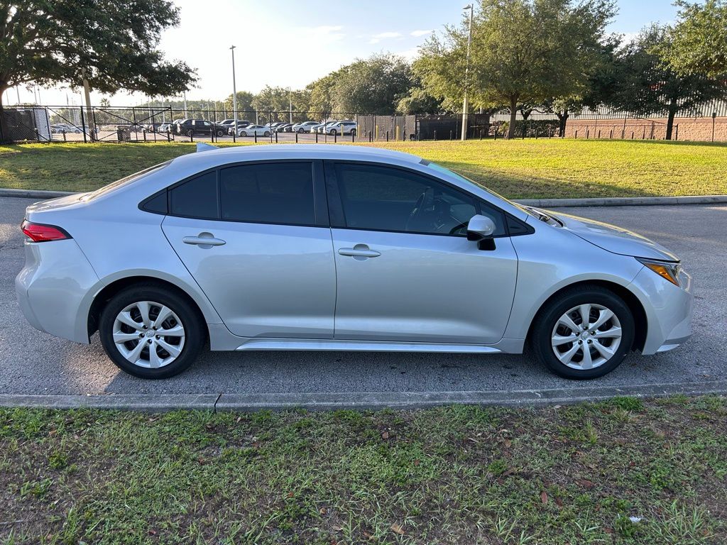 2024 Toyota Corolla LE 6