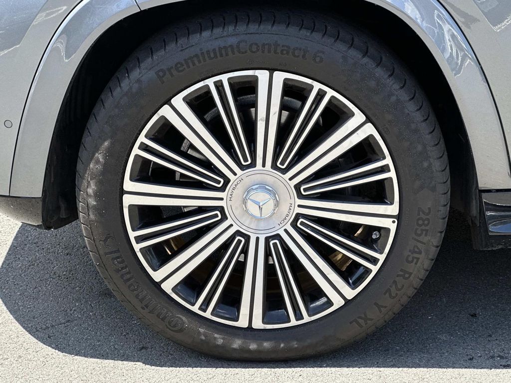 Thumbnail: 2023 Mercedes-Benz GLS - 9