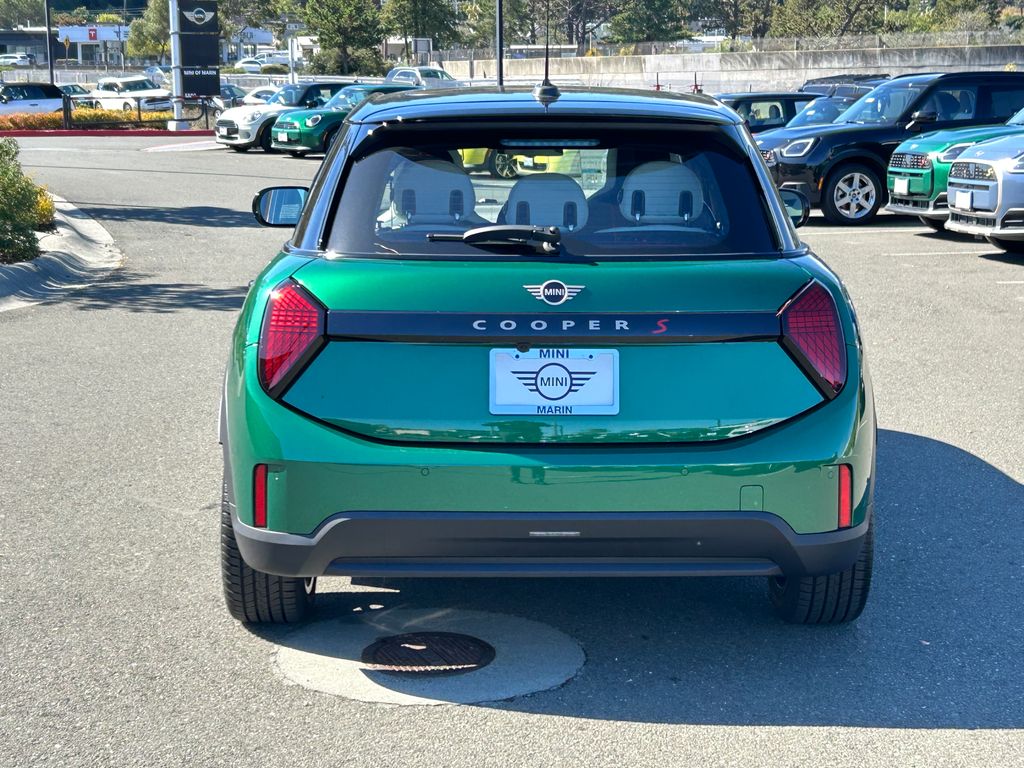Thumbnail: 2026 MINI Cooper - 4