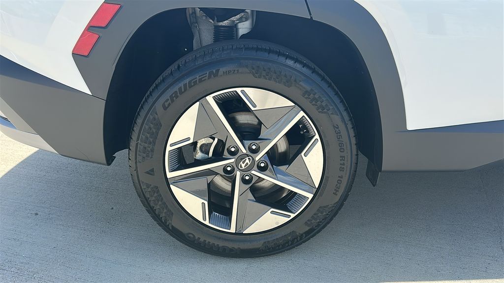 2025 Hyundai Tucson SEL White at Baytown Hyundai