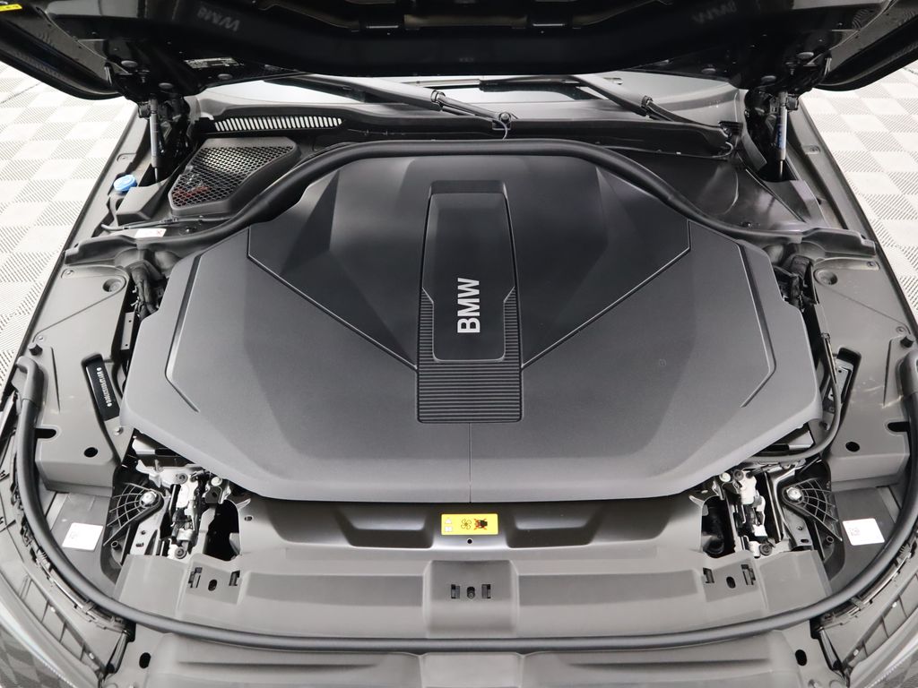 2025 BMW i5 eDrive40 30