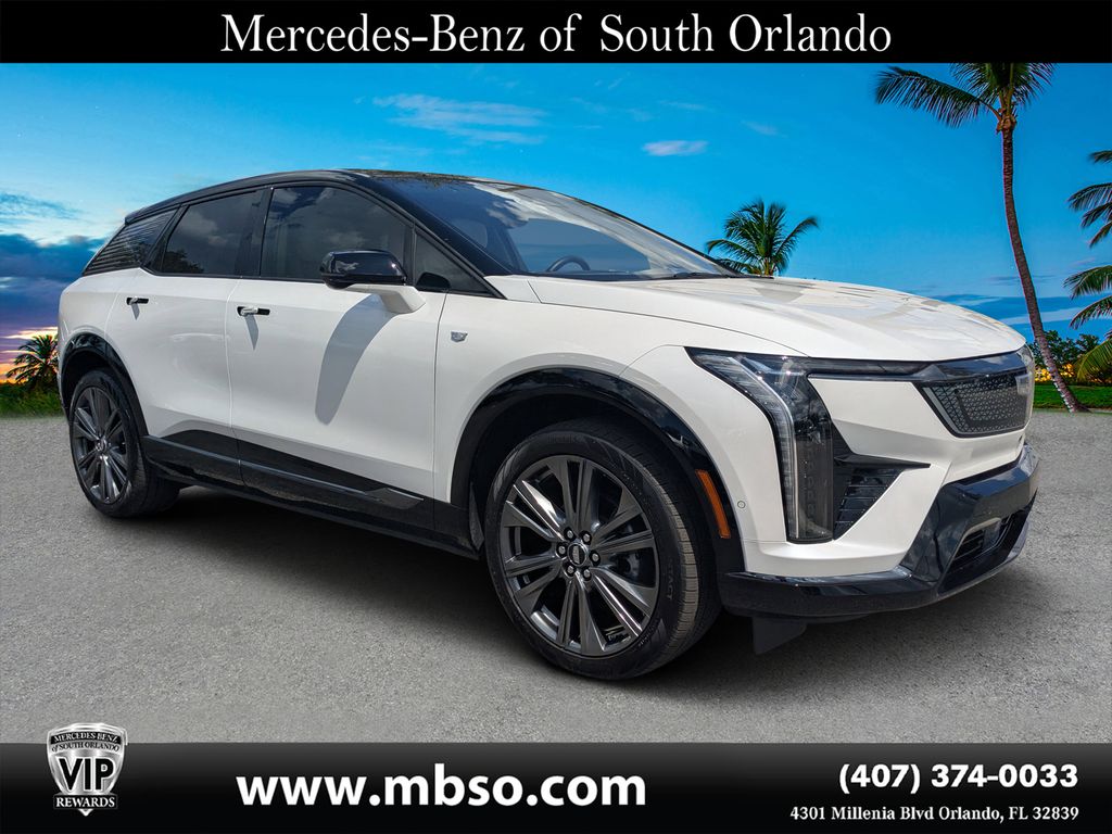 Crystal White Tricoat 2025 Cadillac OPTIQ SUV / Crossover All-Wheel Drive 1-Speed Automatic