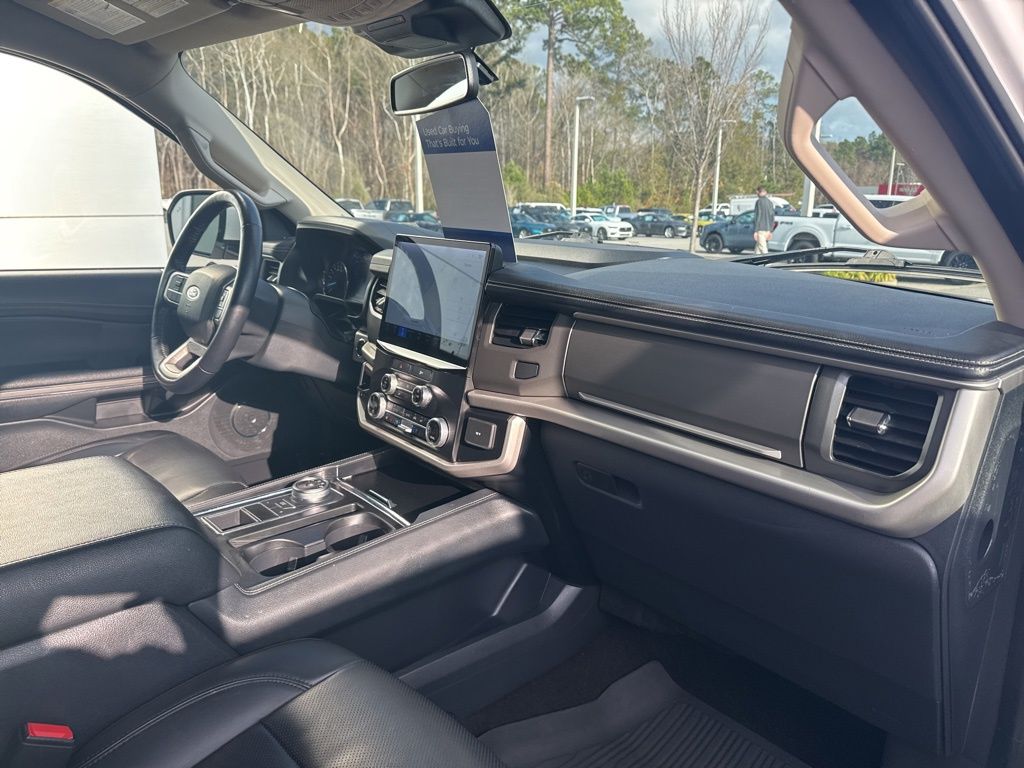 2023 Ford Expedition XLT