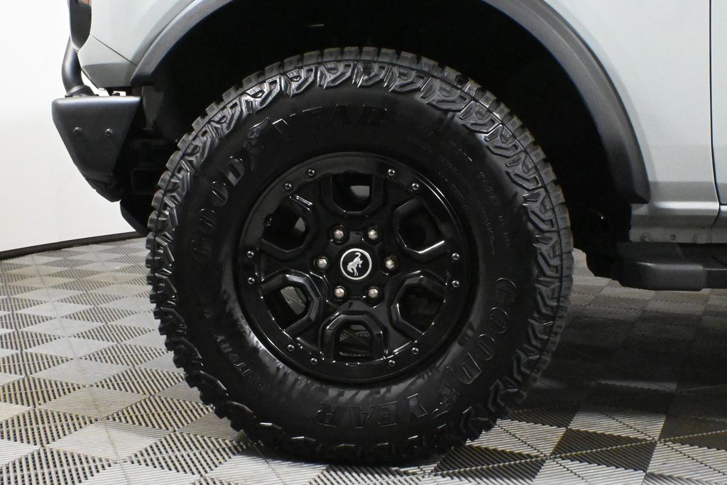 Thumbnail: 2024 Ford Bronco - 12