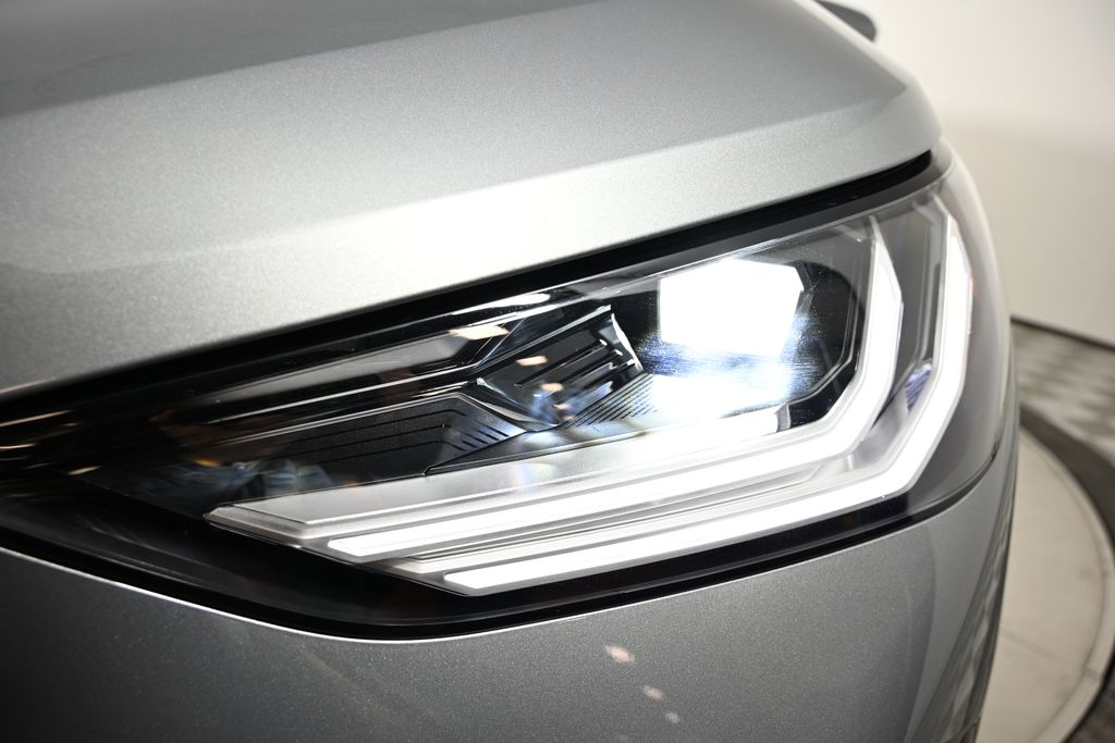 Thumbnail: 2026 BMW X3 - 9