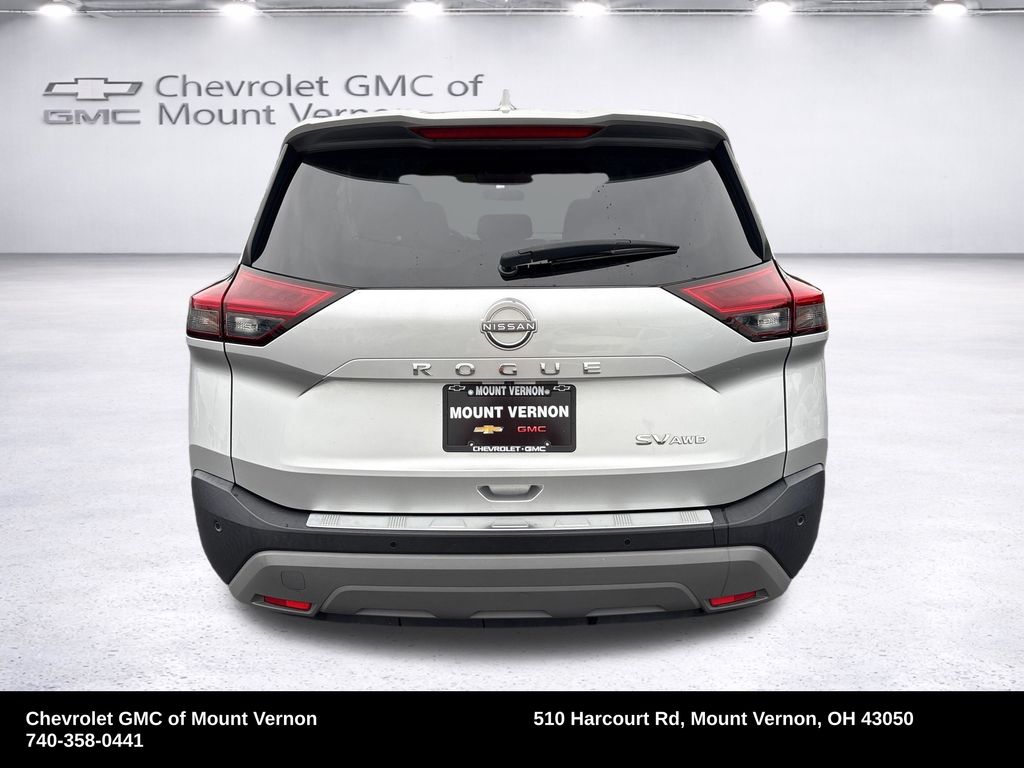 2023 Nissan Rogue SV - Image 4