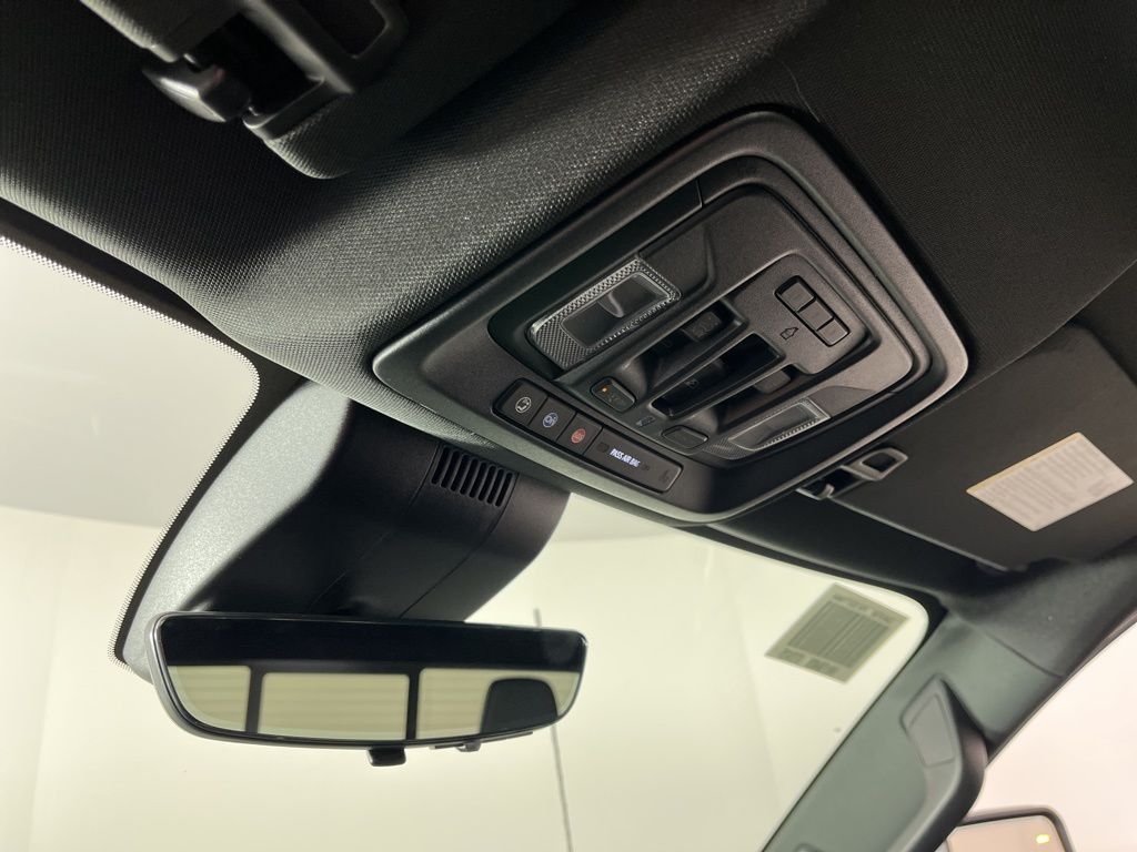 Thumbnail: 2025 Chevrolet Silverado 2500 - 31