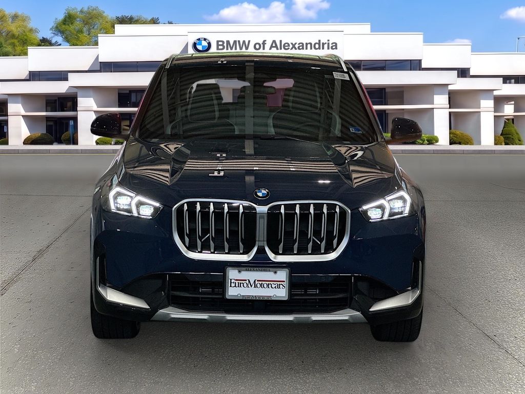 Used 2026 Blue BMW xDrive28i image 2