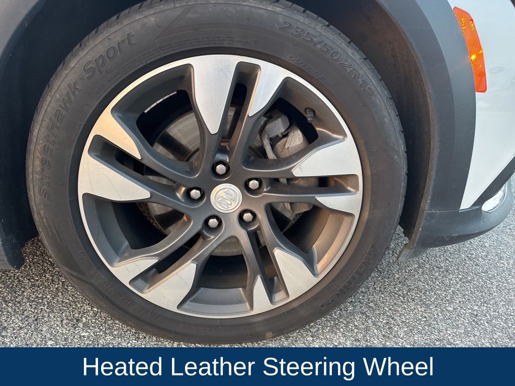 2019 Buick Regal TourX AWD Essence