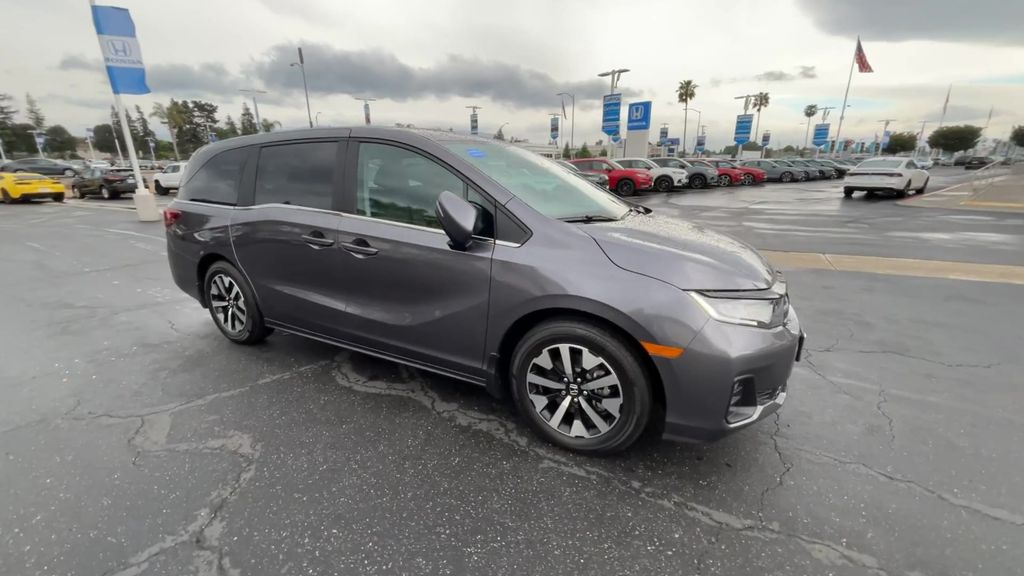 Thumbnail: 2025 Honda Odyssey - 2