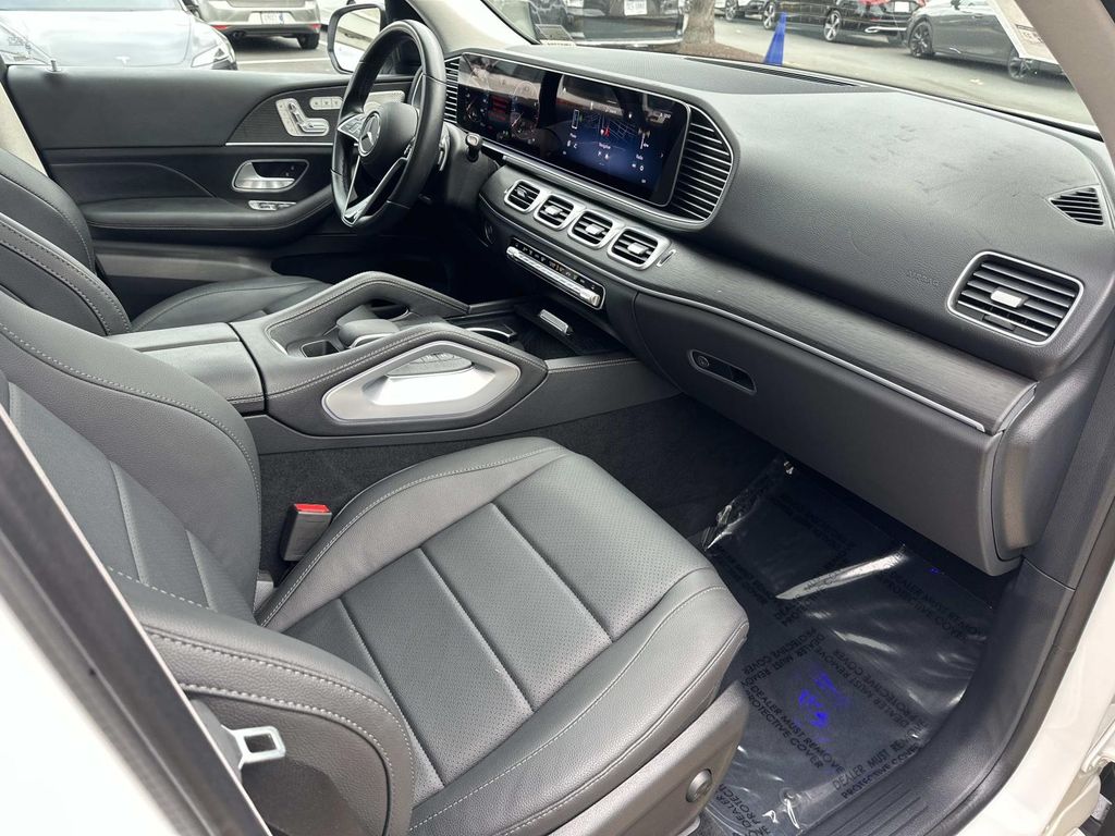 Thumbnail: 2024 Mercedes-Benz GLE - 21