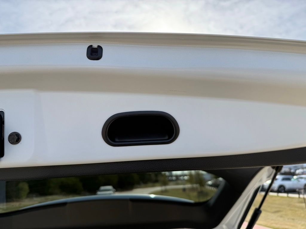 Thumbnail: 2023 Toyota Corolla Cross - 27