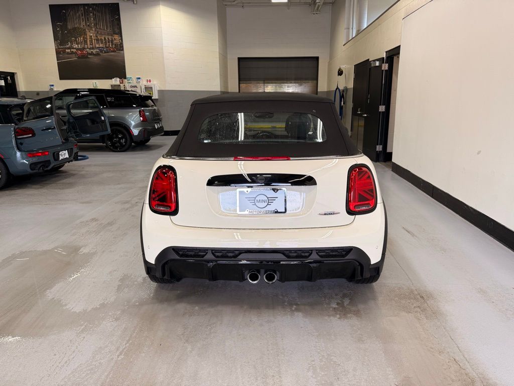 2022 MINI Cooper John Cooper Works 4