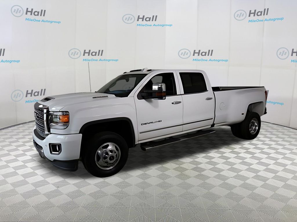 Summit White 2019 GMC Sierra 3500HD Denali Crew Cab LB DRW 4WD Pickup Truck Four-Wheel Drive 6-Speed Automatic