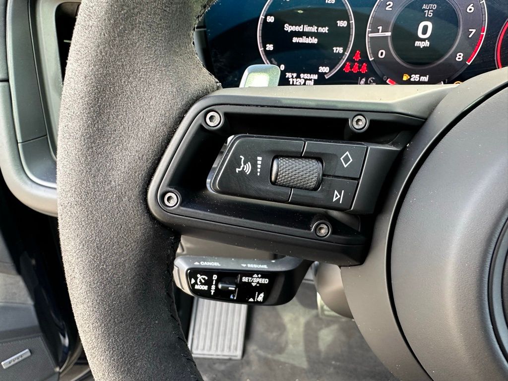 Thumbnail: 2025 Porsche Cayenne - 20