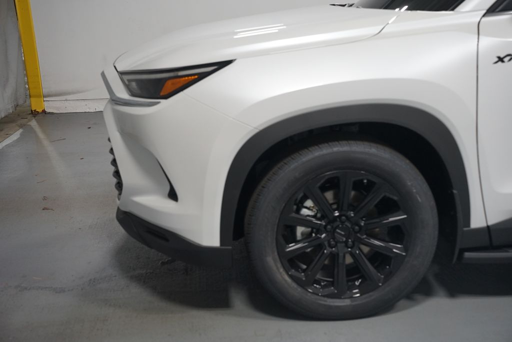 Thumbnail: 2026 Toyota Grand Highlander - 5