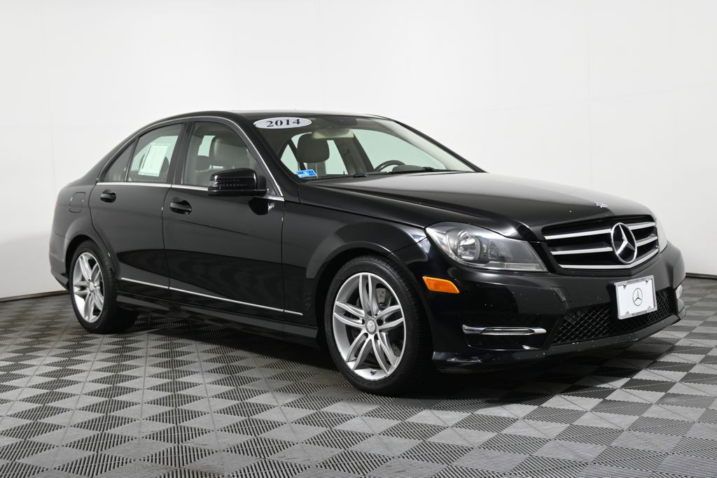 Thumbnail: 2014 Mercedes-Benz C-Class - 8