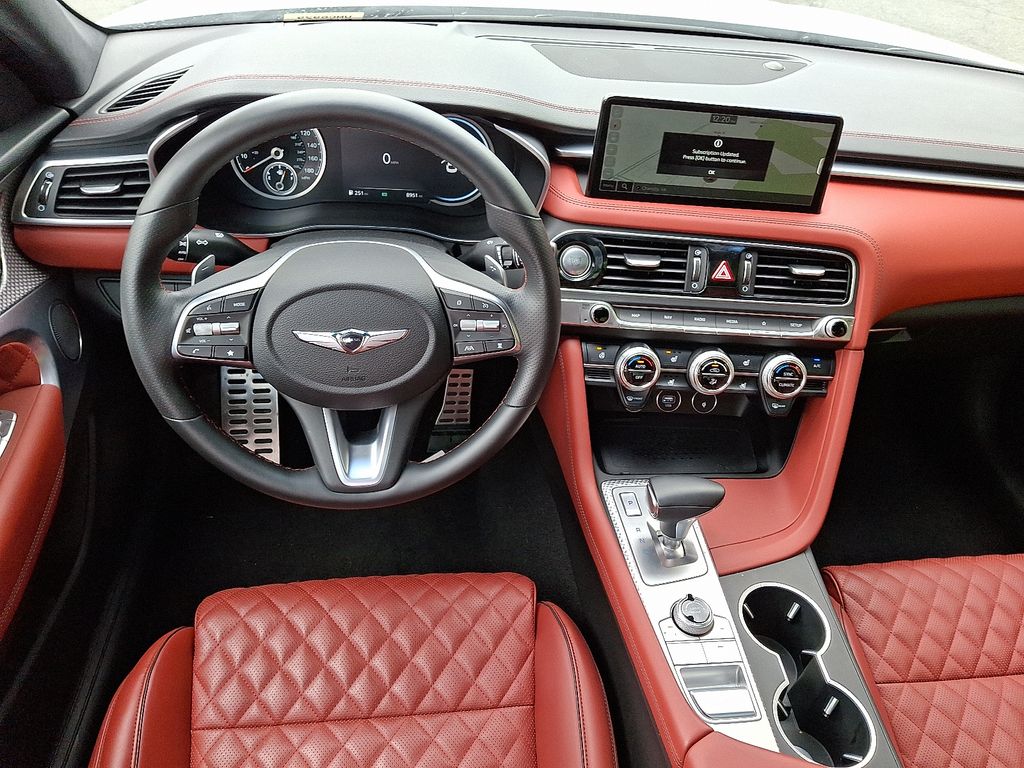 2023 Genesis G70 3.3T 11